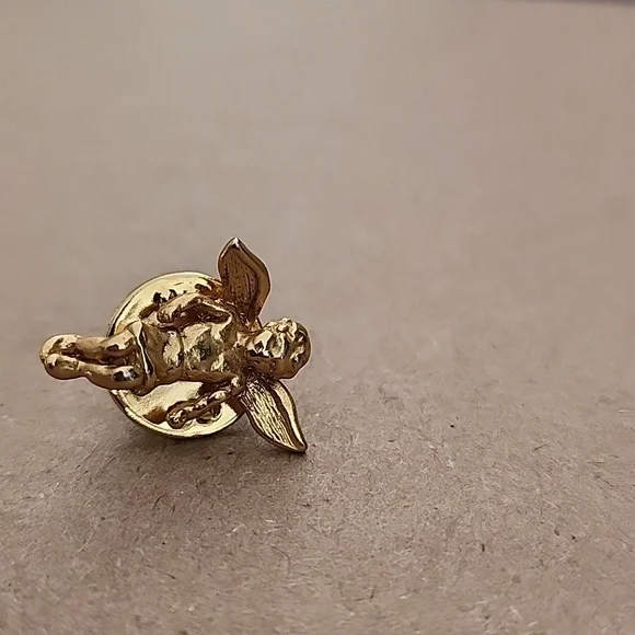 Pin Collection - Picture 8 of 13